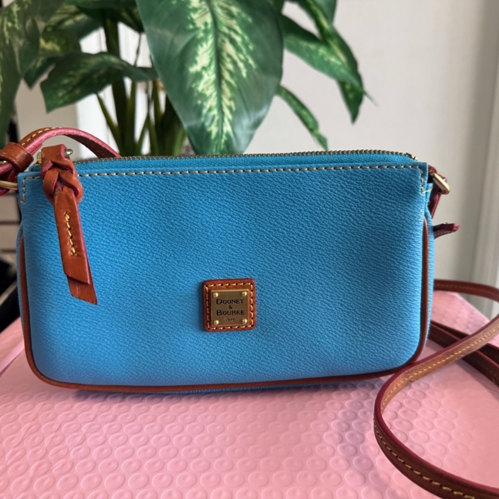 Dooney & Bourke Blue Crossbody Bag-EUC